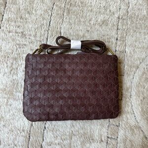 Madewell The Puff Crossbody in Raisin
